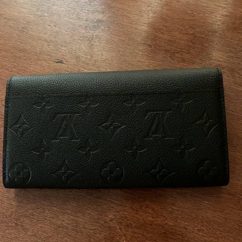 Louis Vuitton wallet Sarah - Picture 3 of 7